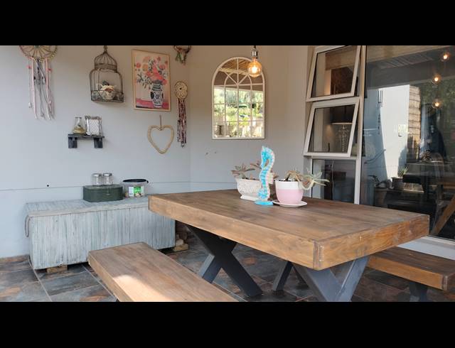 5 BEDROOM HOUSE FOR SALE IN FRAAIUITSIG